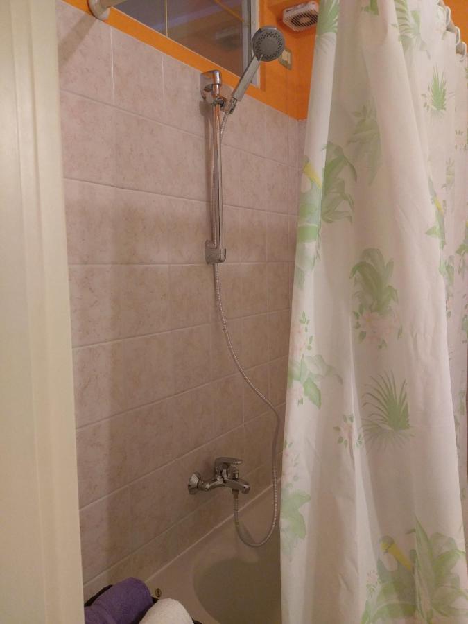 Lovere Lake Apartment Екстер'єр фото